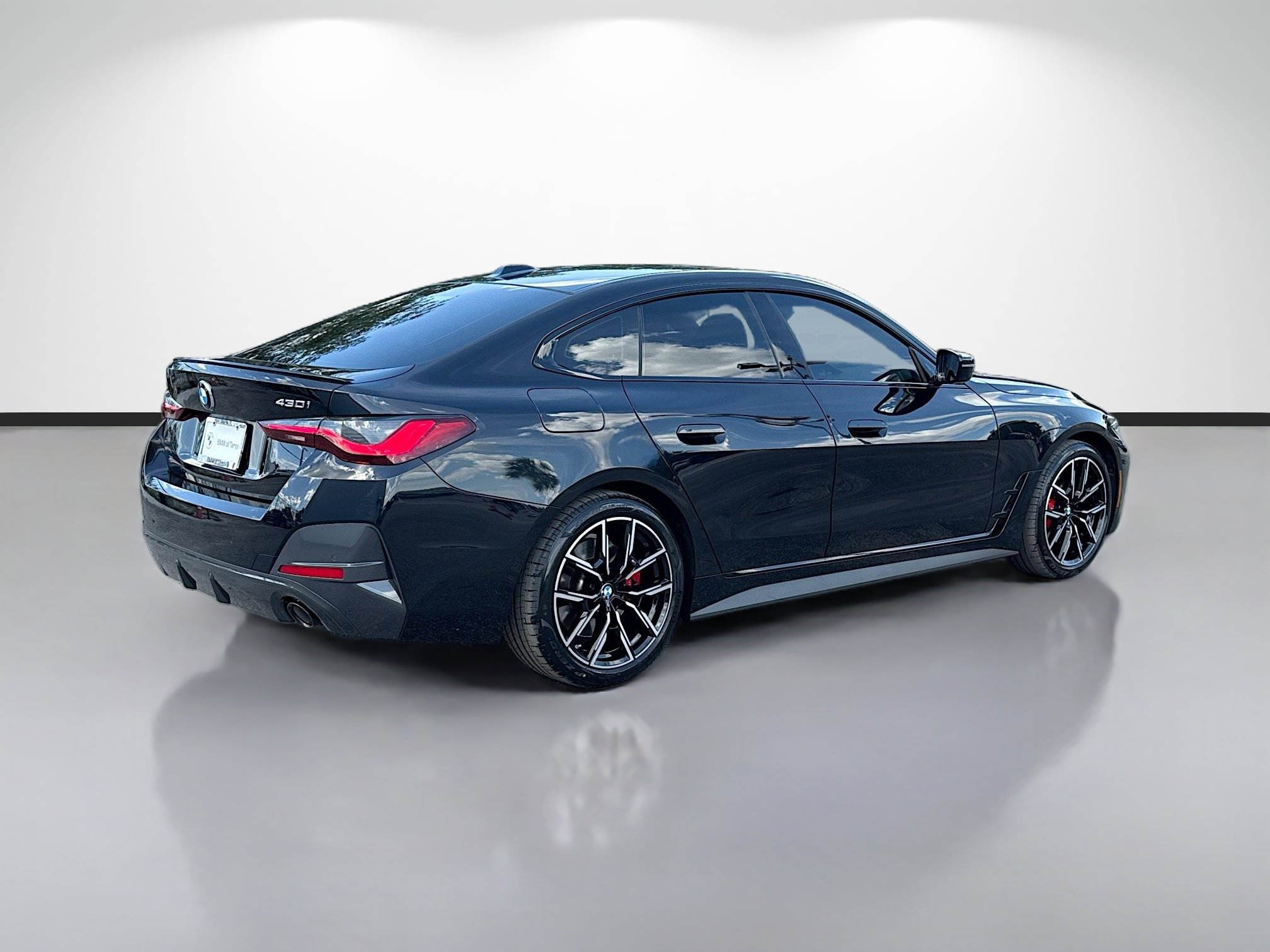 Used 2024 BMW 430i Gran Coupe w/ M Sport Package (Priority 1) RWD image 3
