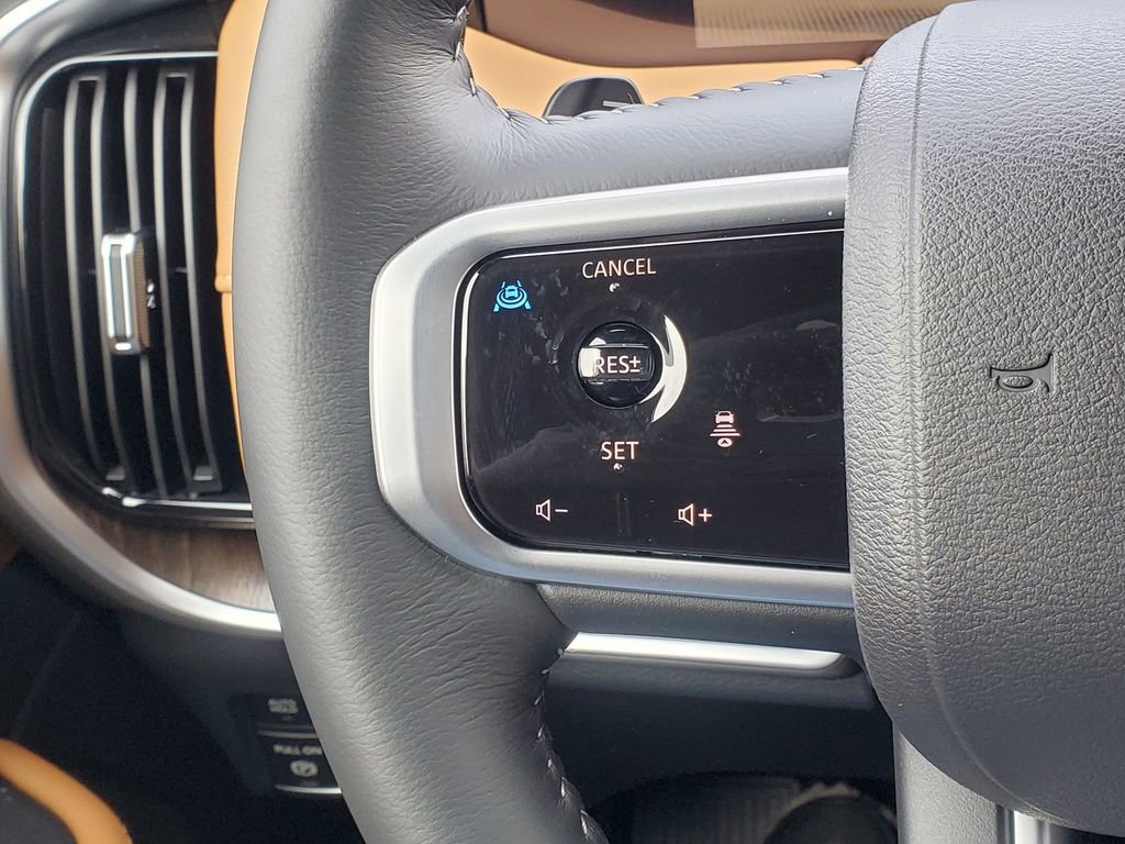 New 2026 Nissan Armada SL w/ Captain's Chari Seat Package image 20