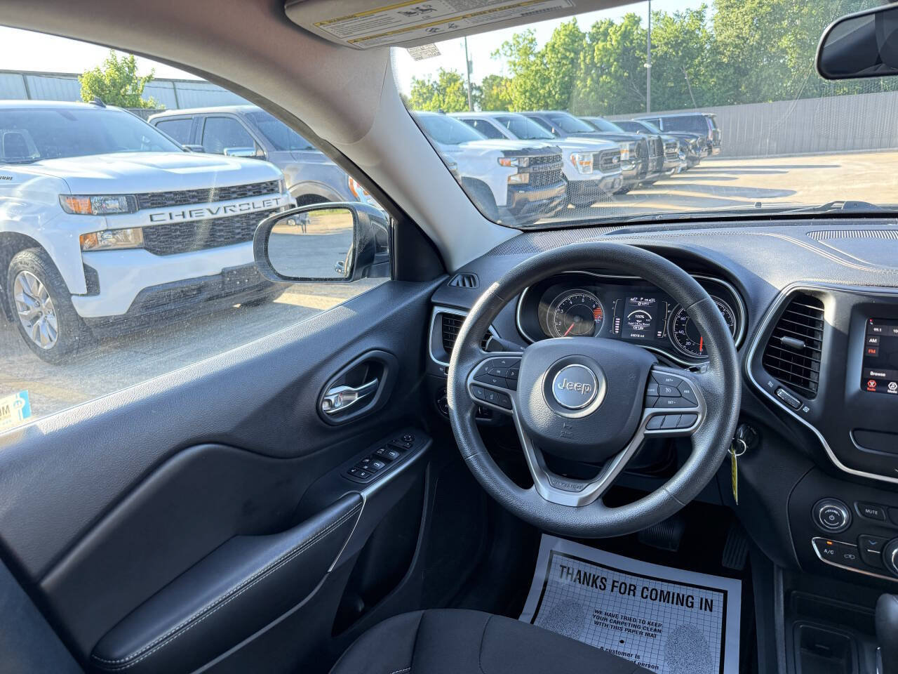 Used 2019 Jeep Cherokee Latitude w/ Popular Appearance Group FWD image 19