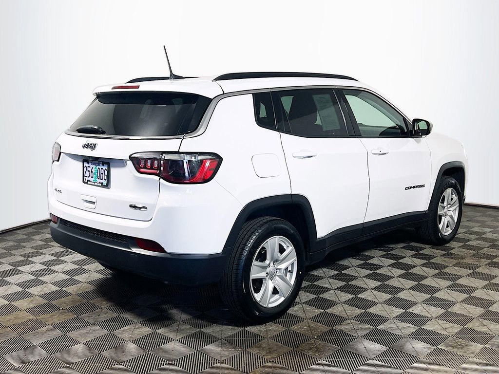 Used 2022 Jeep Compass Latitude image 8