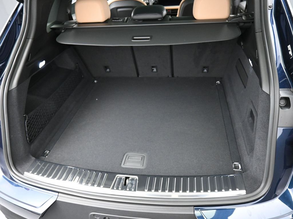 New 2026 Porsche Cayenne image 32