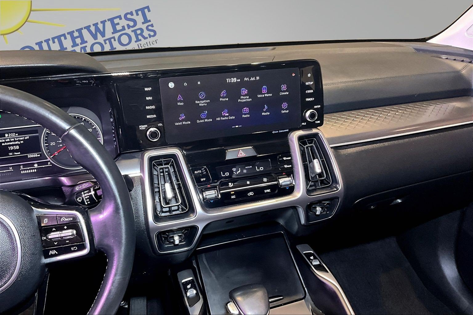 Used 2023 Kia Sorento S w/ Panoramic Sunroof Package FWD image 10