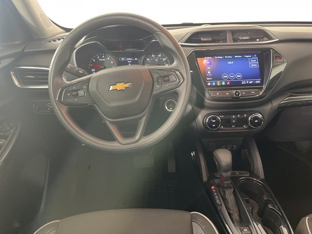 Used 2021 Chevrolet TrailBlazer LT w/ Convenience Package image 7