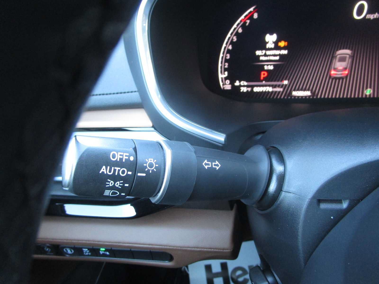 Certified 2026 Acura MDX w/ Technology Package AWD/4WD image 30