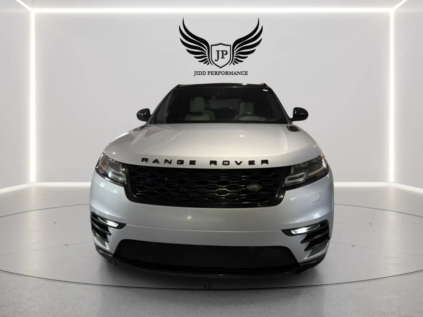 Used 2019 Land Rover Range Rover Velar R-Dynamic HSE AWD/4WD image 2