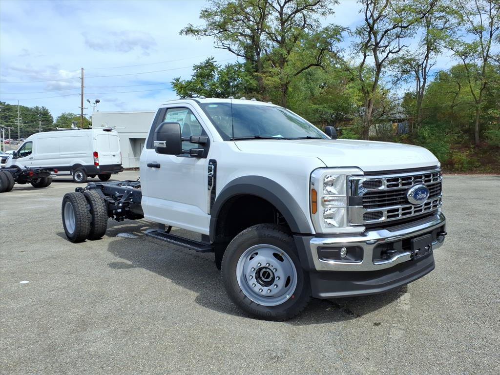 New 2026 Ford F550 4x4 Regular Cab Super Duty image 1