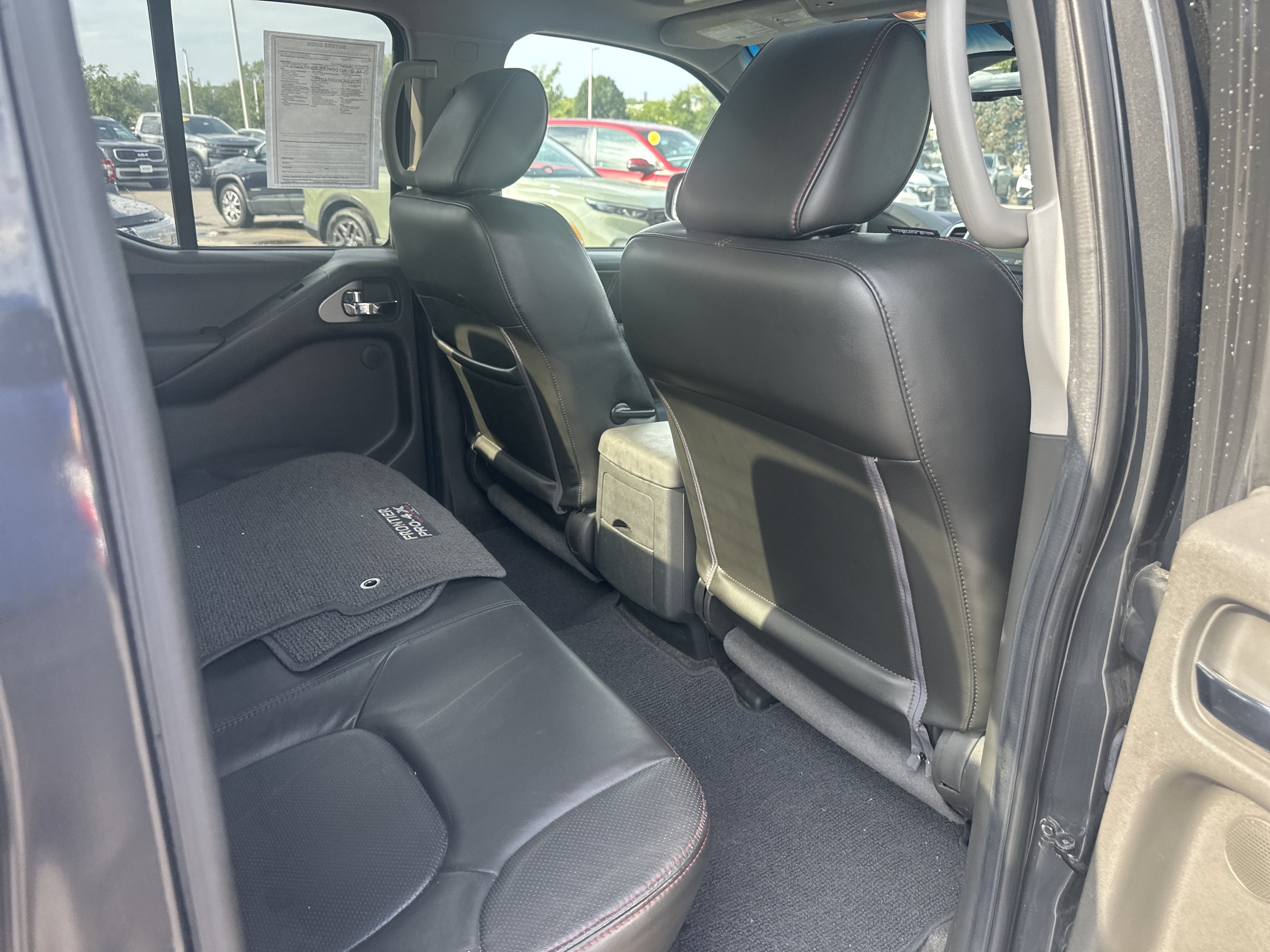 Used 2012 Nissan Frontier PRO-4X w/ Pro-4x Luxury Pkg AWD/4WD image 13