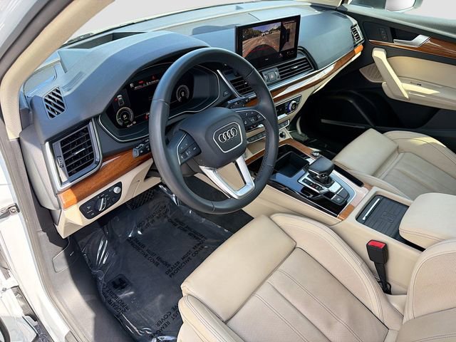 Used 2023 Audi Q5 e Prestige w/ Prestige Package AWD/4WD image 25
