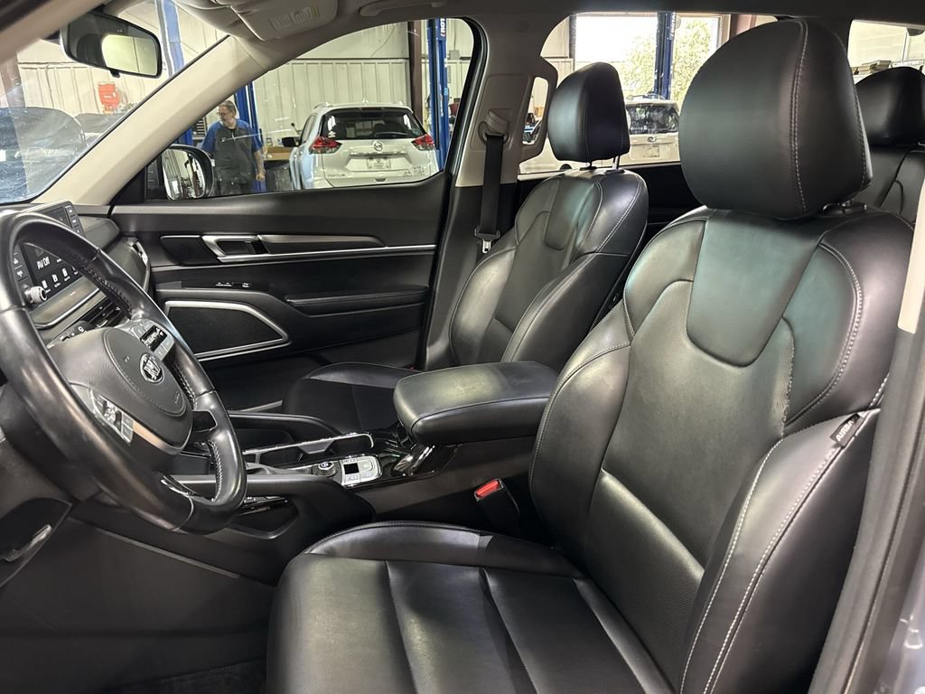 Used 2021 Kia Telluride S FWD image 12