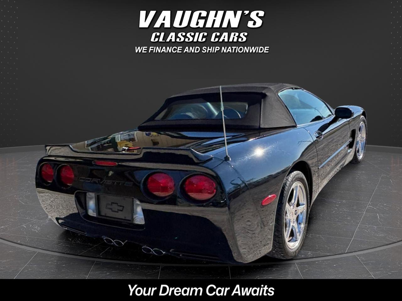 Used 2004 Chevrolet Corvette Convertible w/ Preferred Equipment Group RWD image 5