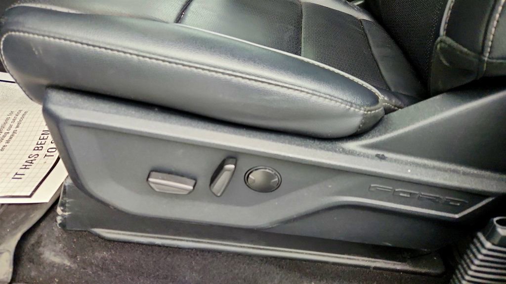 Used 2025 Ford F150 Lariat w/ Equipment Group 501A Mid image 10