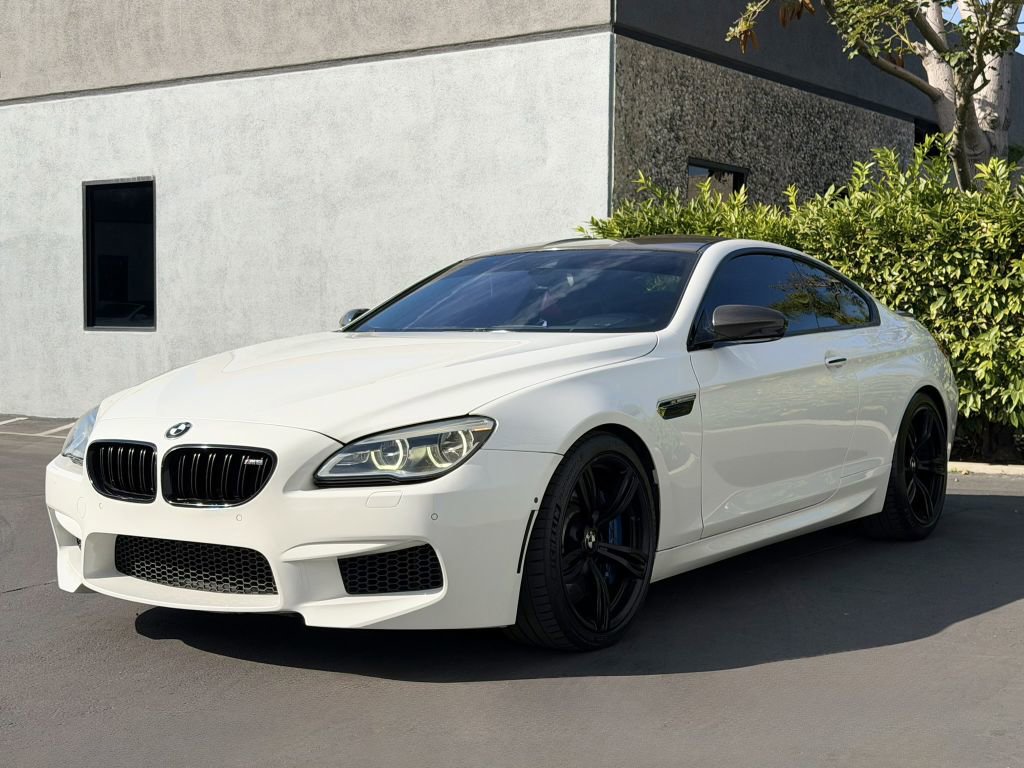 Used 2017 BMW M6 Coupe image 4