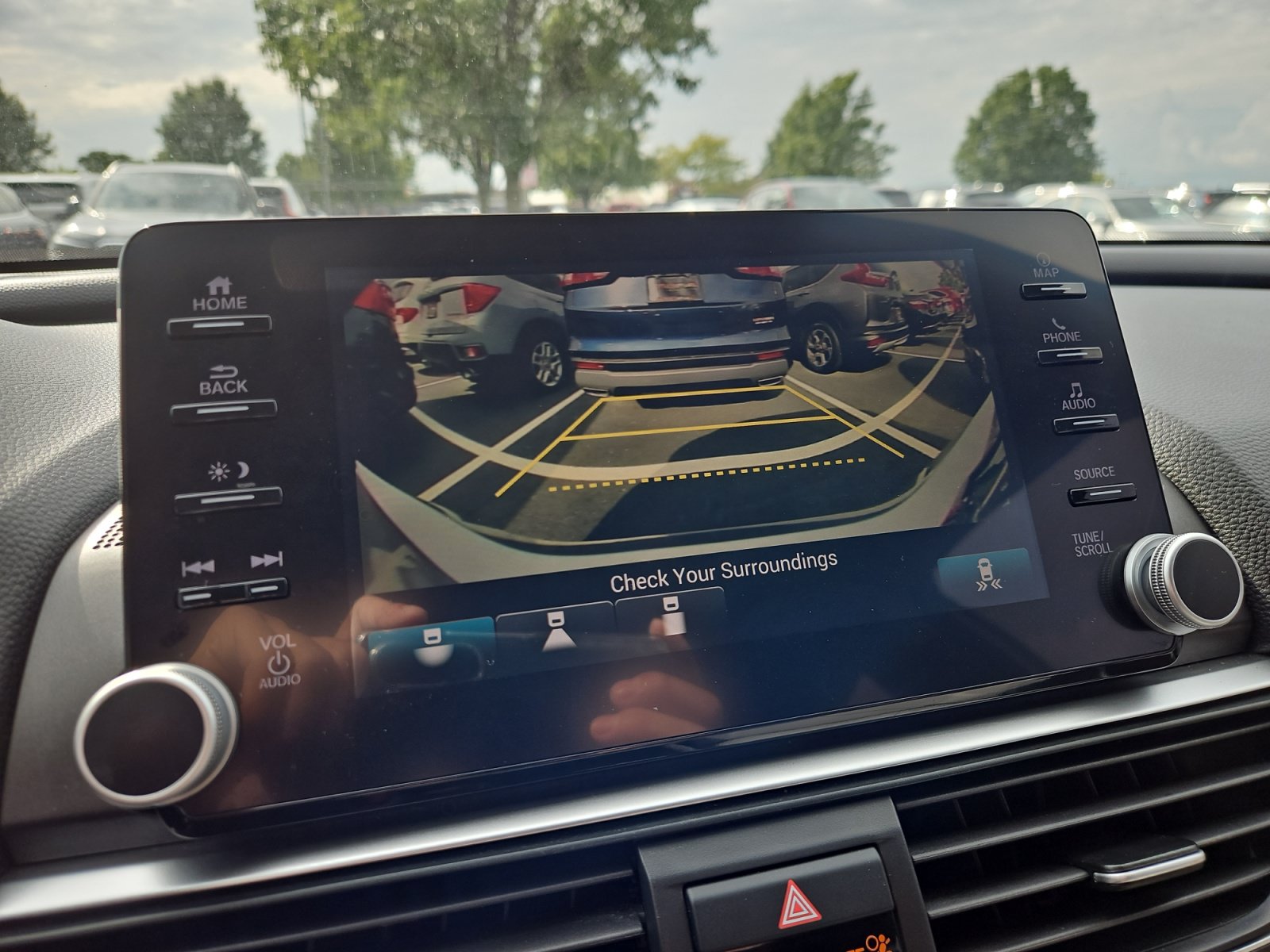 Used 2018 Honda Accord EX-L image 18