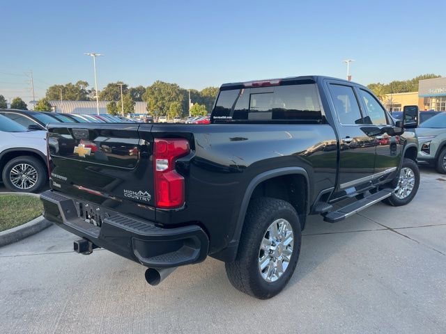 Used 2024 Chevrolet Silverado 2500 High Country w/ Z71 Off-Road Package image 11
