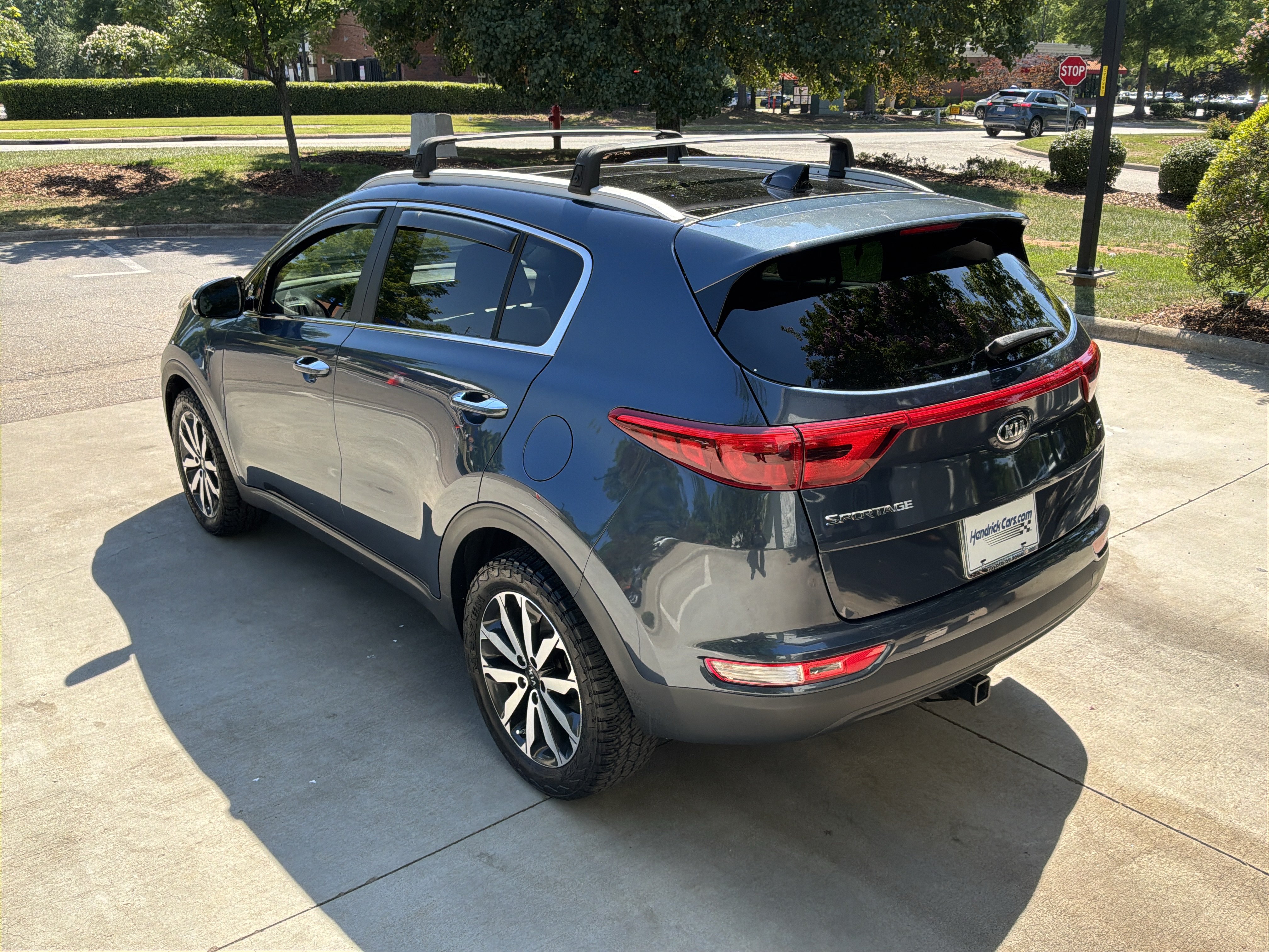 Used 2017 Kia Sportage EX AWD/4WD image 8