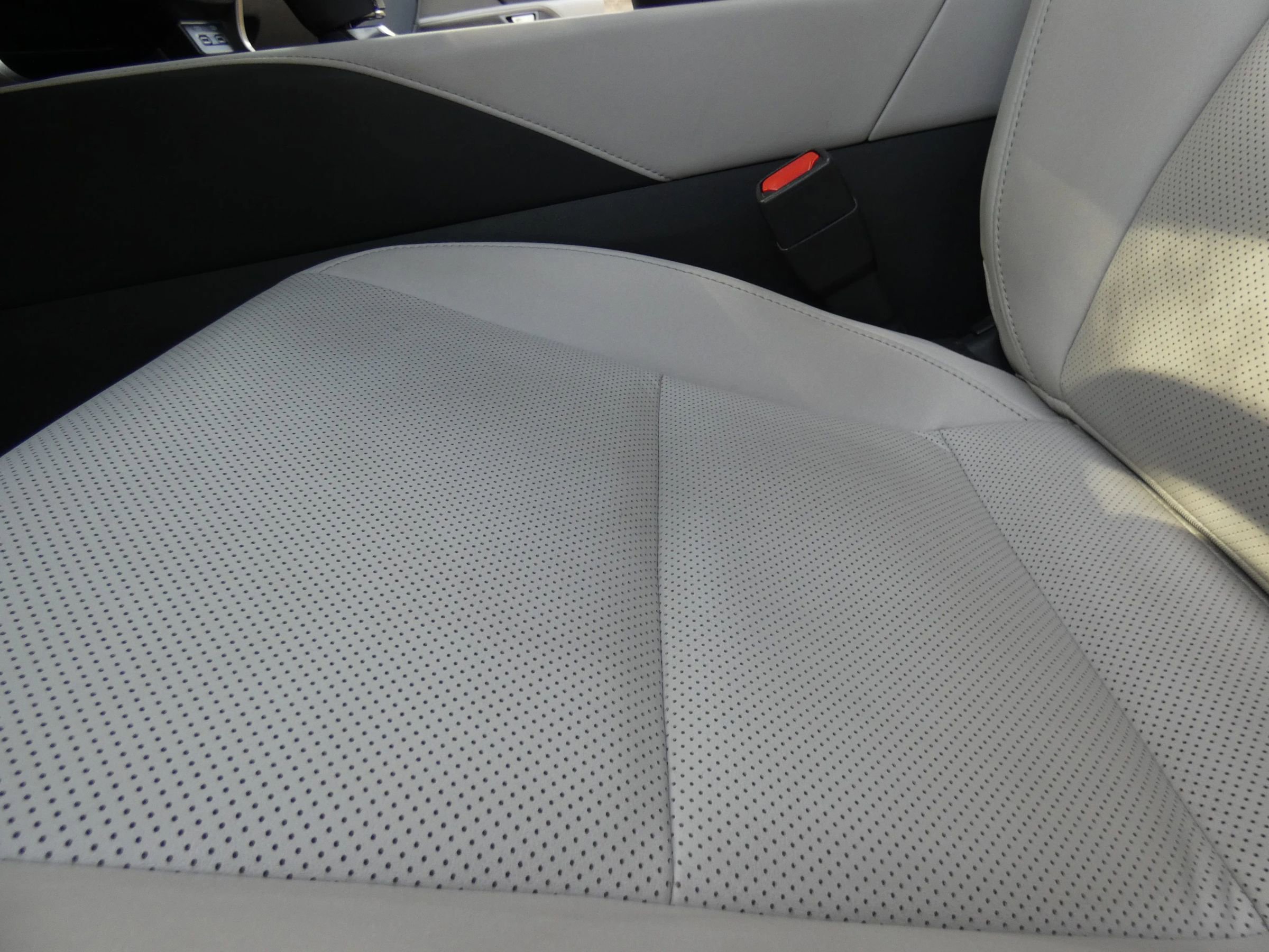 Used 2023 Lexus RX 350 Premium w/ Accessory Package (Z1) image 52