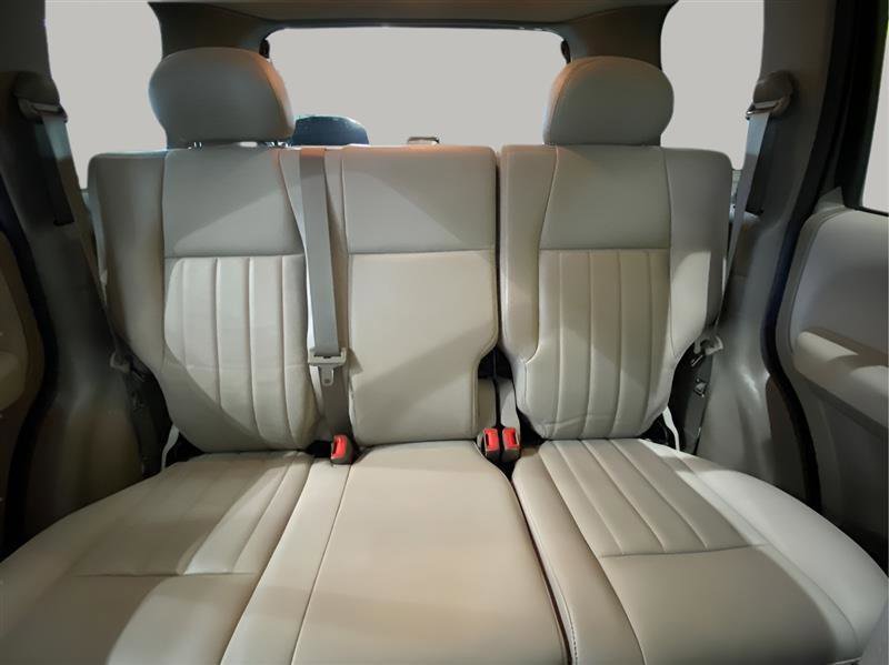 Used 2005 Jeep Liberty Limited image 26