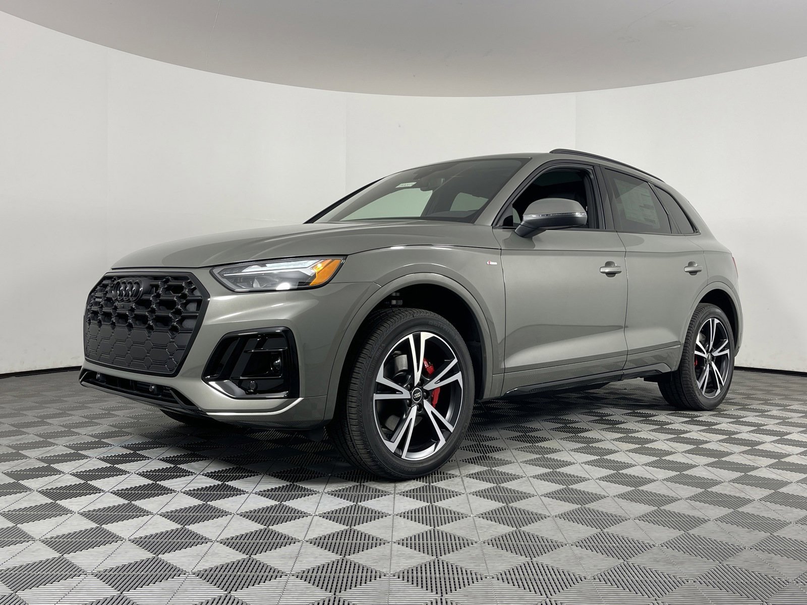 New 2025 Audi Q5 2.0T Premium Plus w/ Premium Plus Package image 20