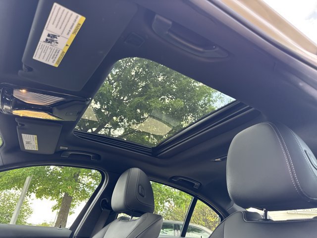 Certified 2023 BMW 330i xDrive Sedan w/ Driving Assistance Package AWD/4WD image 9