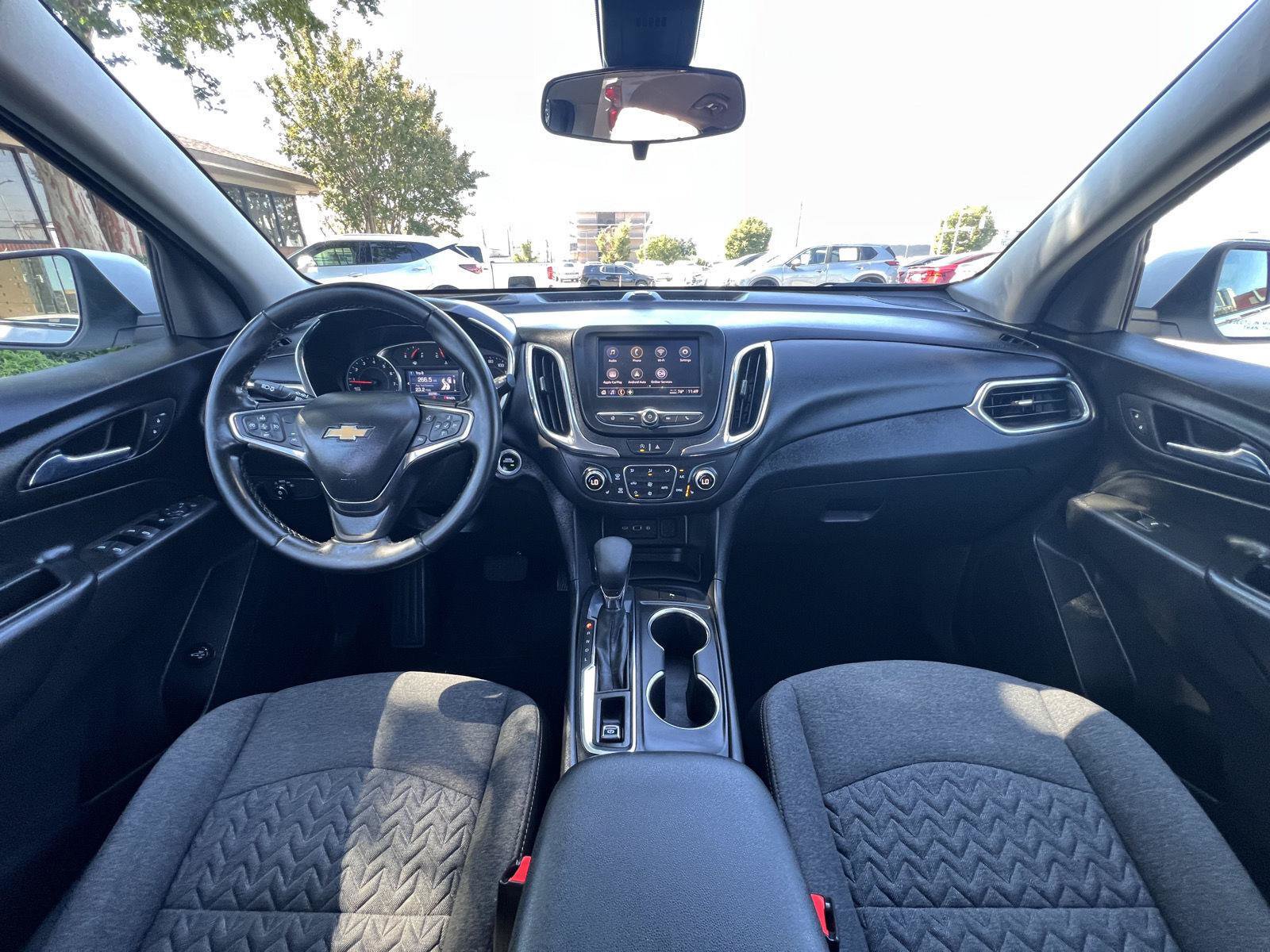 Used 2024 Chevrolet Equinox LT FWD image 32
