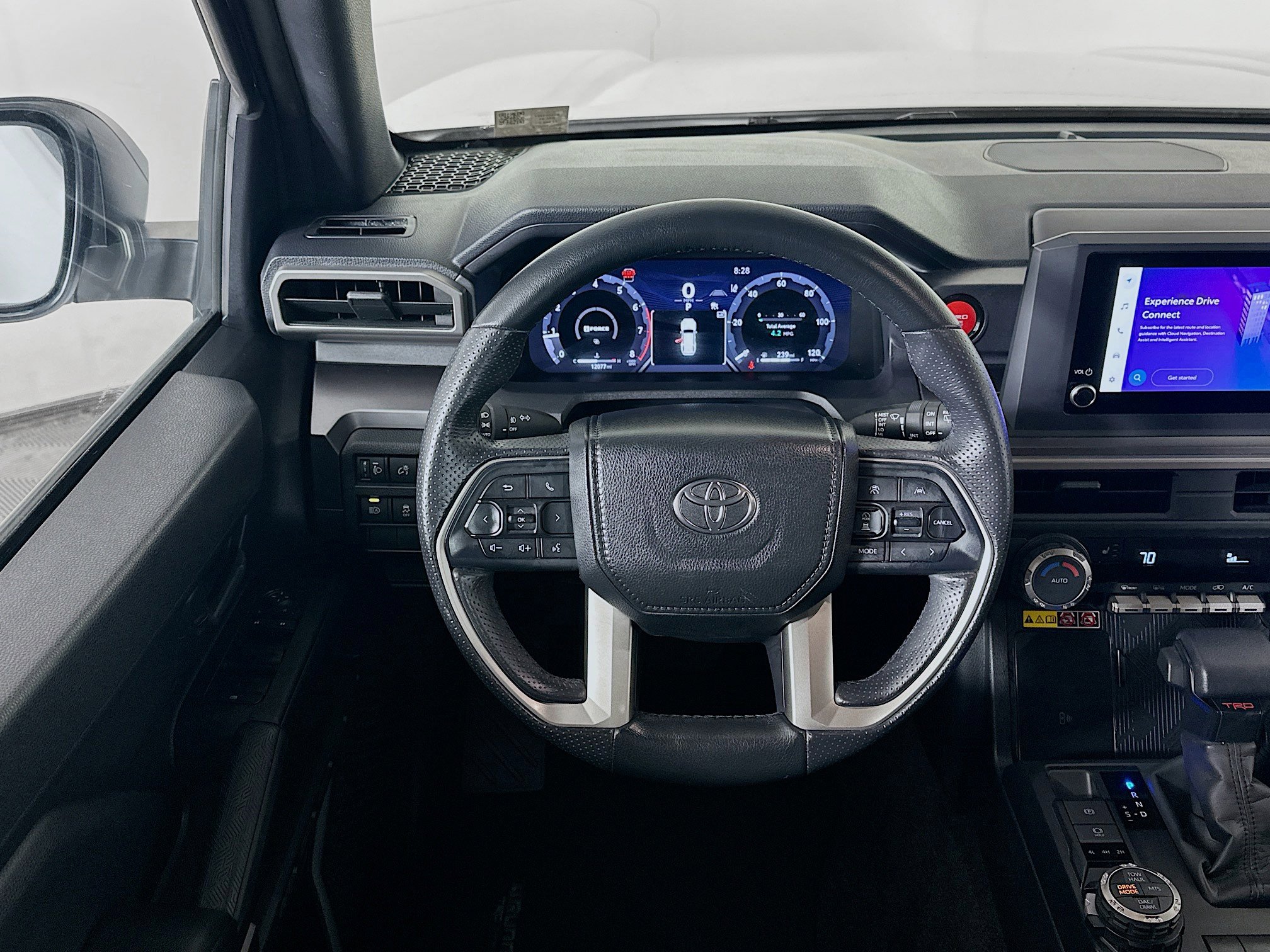 Used 2025 Toyota 4Runner TRD Off-Road image 18