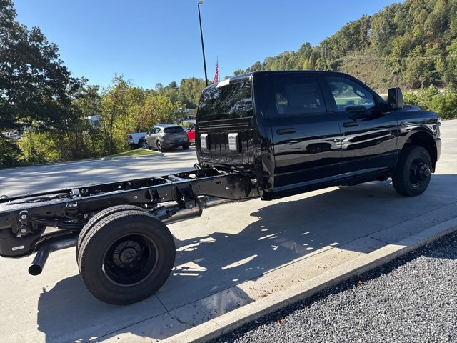 New 2026 RAM 3500 Tradesman image 4