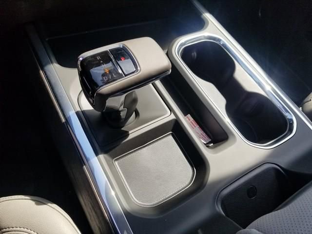 New 2026 GMC Sierra 1500 SLT w/ SLT Premium Plus Package image 14