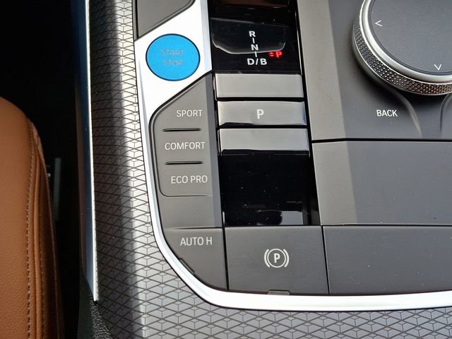 Certified 2025 BMW i4 xDrive40i w/ Driving Assistance Package image 21