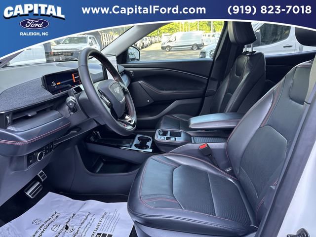 Certified 2025 Ford Mustang Mach-E Premium w/ Sport Appearance Package image 20