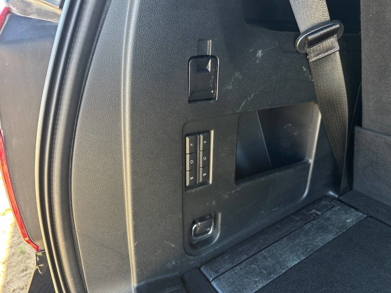 Used 2021 Ford Expedition XLT image 25