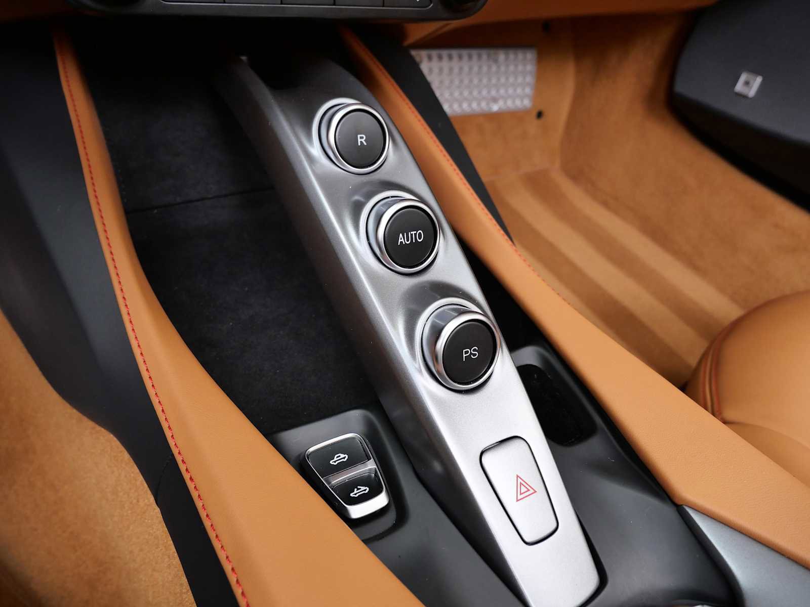 Certified 2022 Ferrari Portofino M image 27