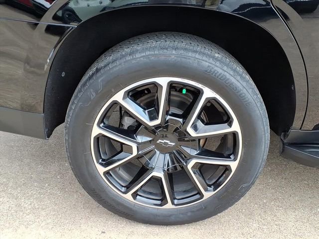 Used 2022 Chevrolet Tahoe RST w/ Luxury Package image 13