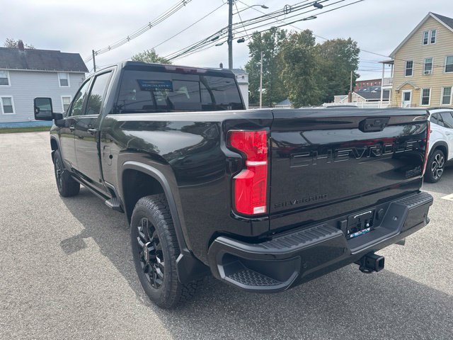 New 2026 Chevrolet Silverado 2500 High Country w/ High Country Premium Package AWD/4WD image 3