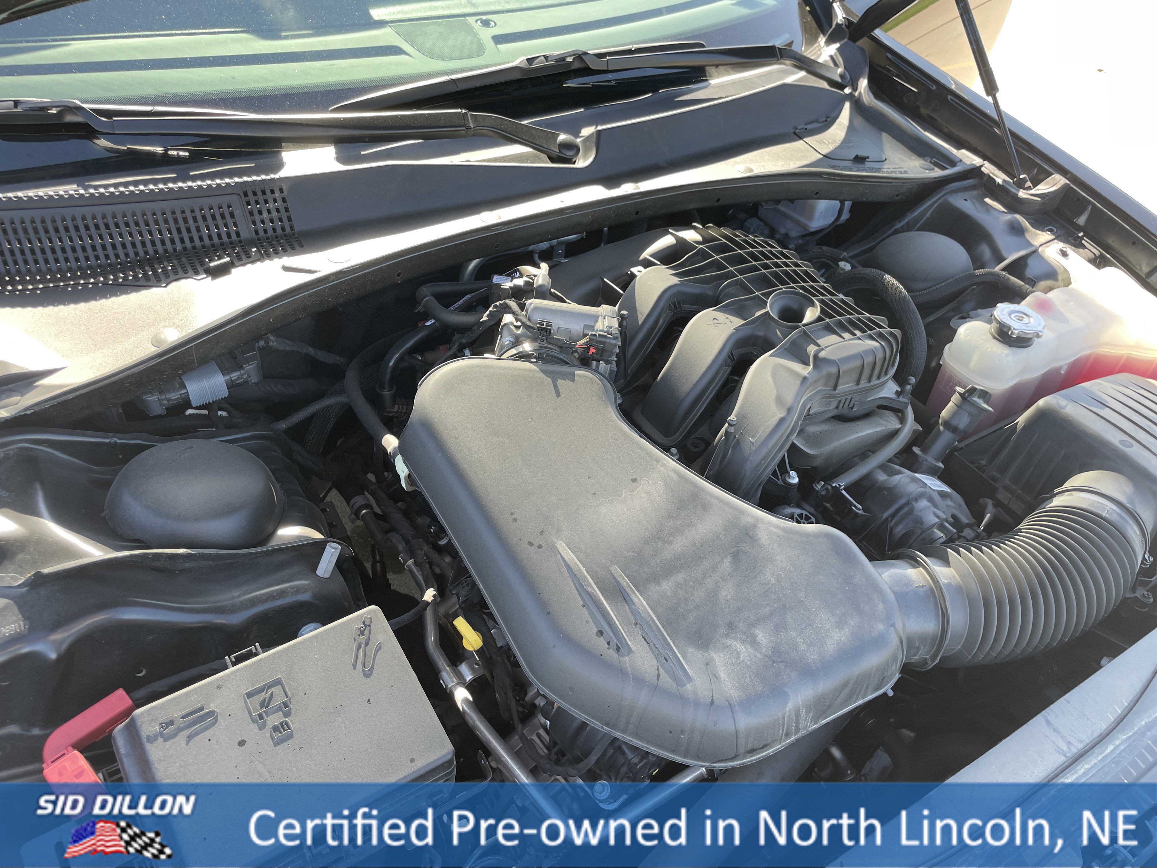 Used 2023 Chrysler 300 Touring w/ Safetytec Plus Group image 10