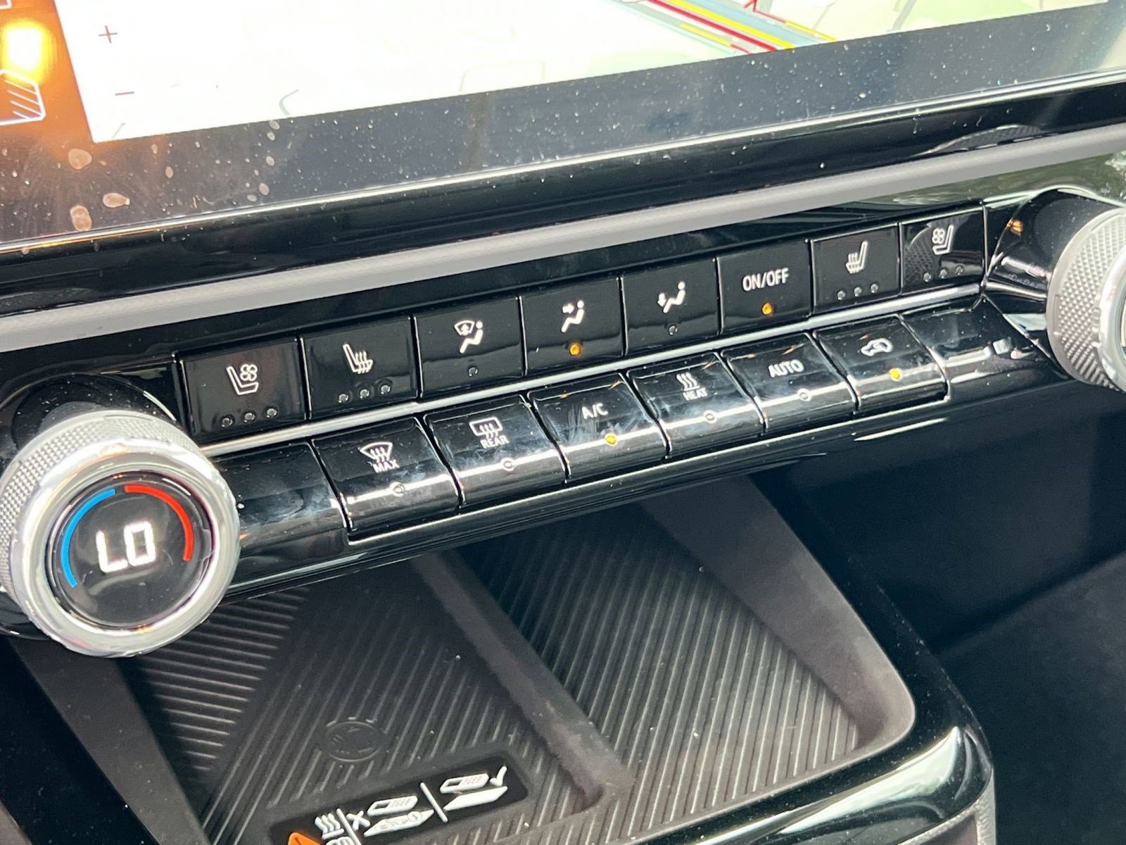 New 2027 Chevrolet Bolt RS w/ Technology Package image 18