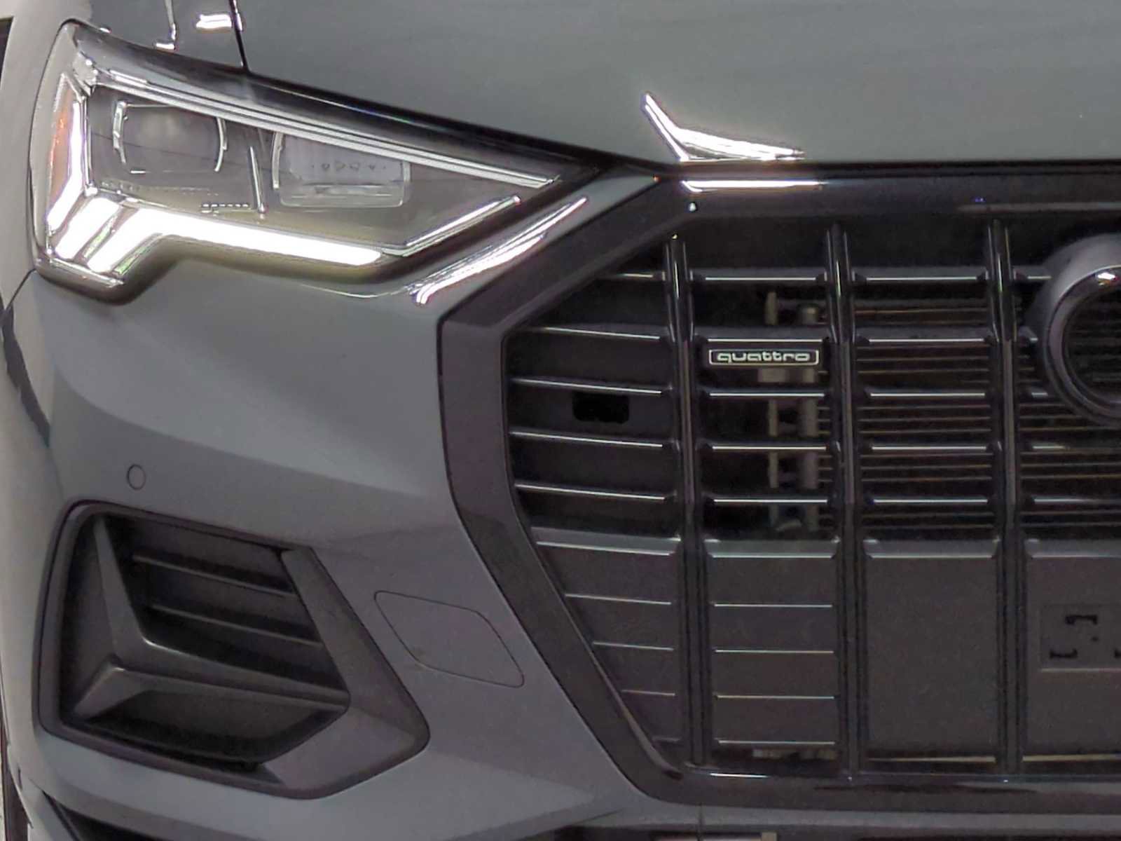 Used 2023 Audi Q3 2.0T Premium w/ Convenience Package image 15