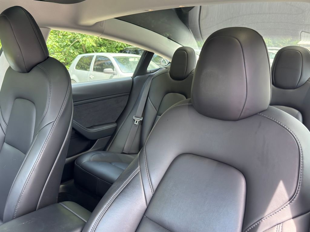 Used 2021 Tesla Model 3 Standard Range Plus RWD image 12