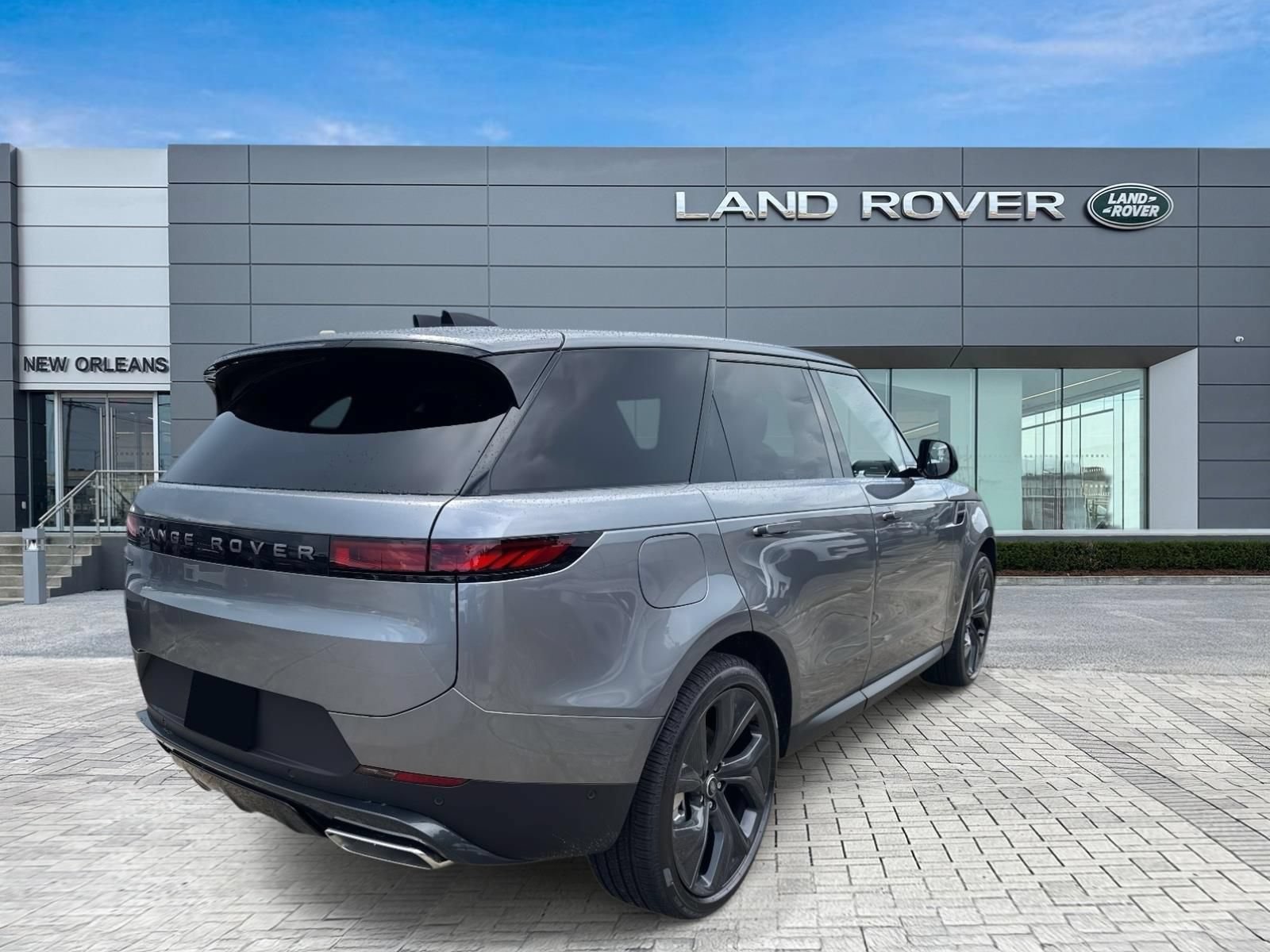 New 2025 Land Rover Range Rover Sport SE AWD/4WD image 5