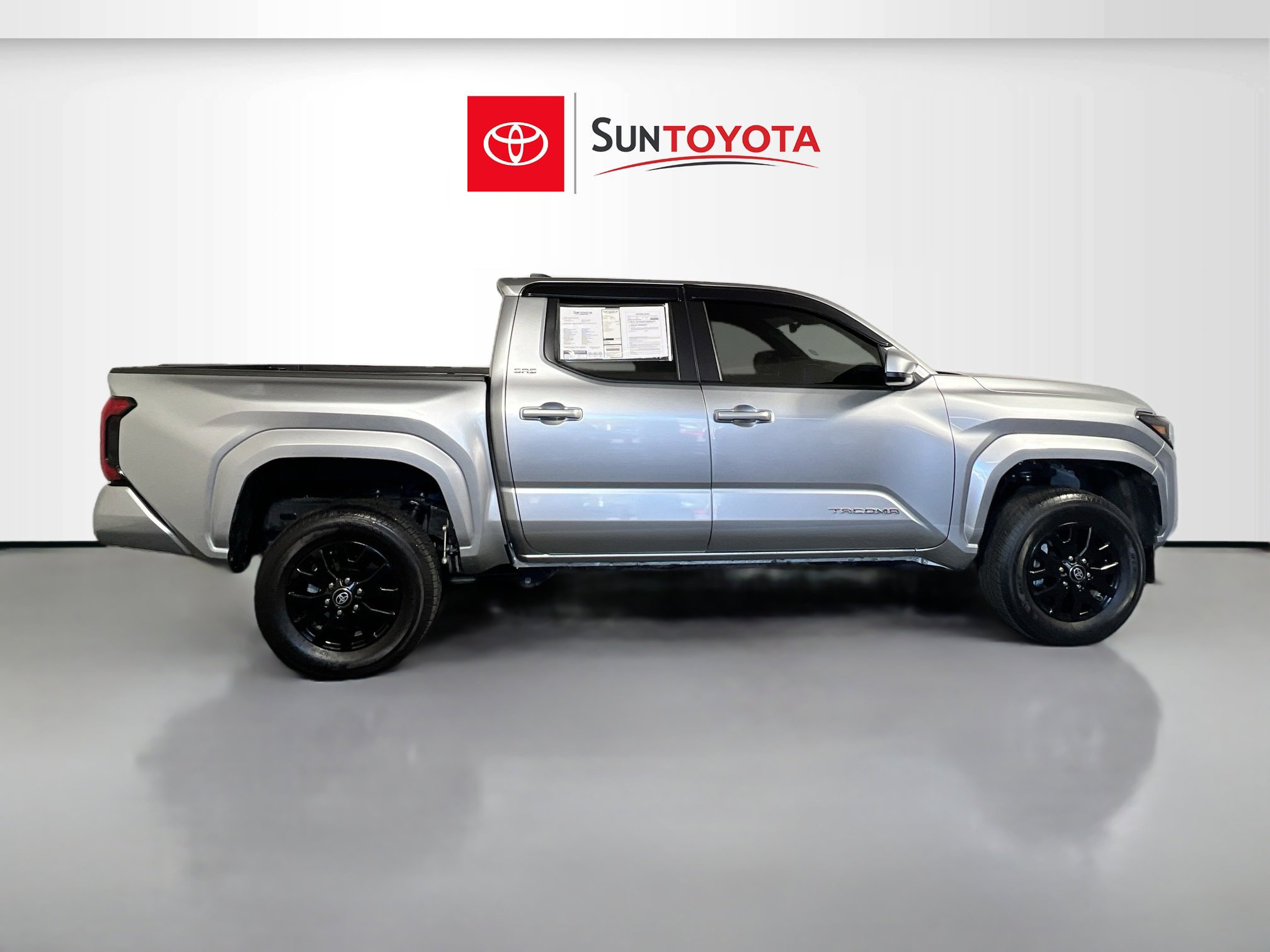 Used 2024 Toyota Tacoma SR5 image 2