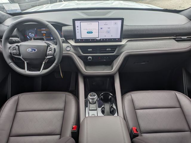 New 2026 Ford Explorer Platinum RWD image 14