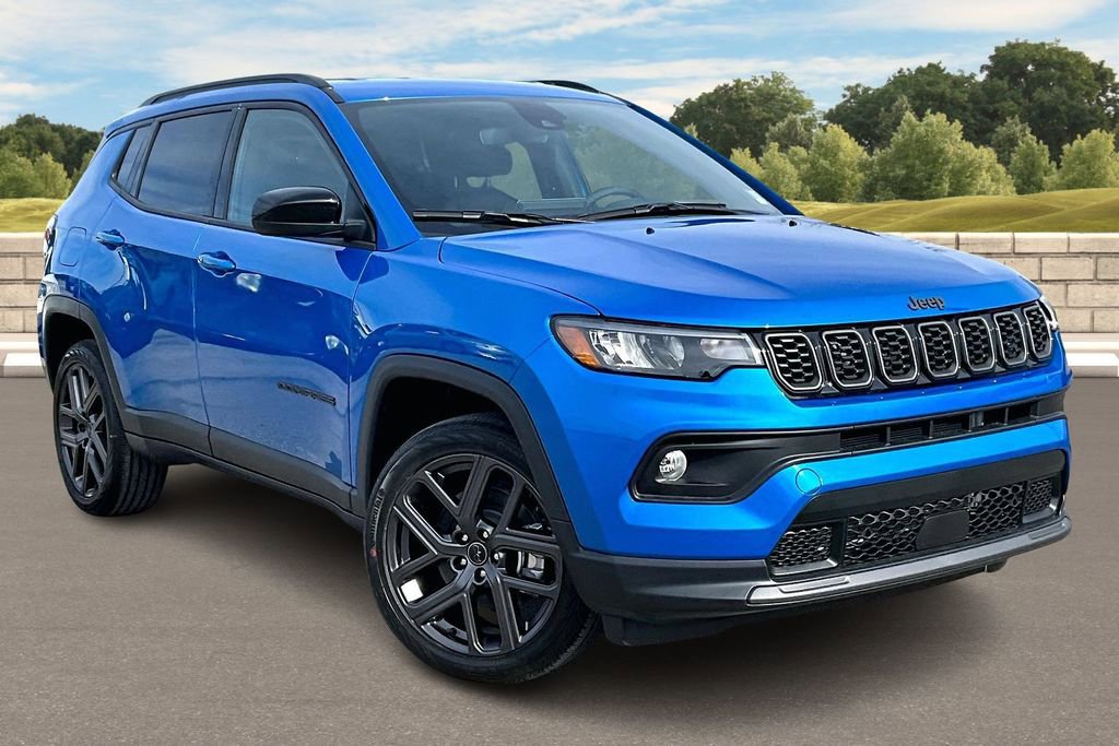 New 2026 Jeep Compass Latitude image 2