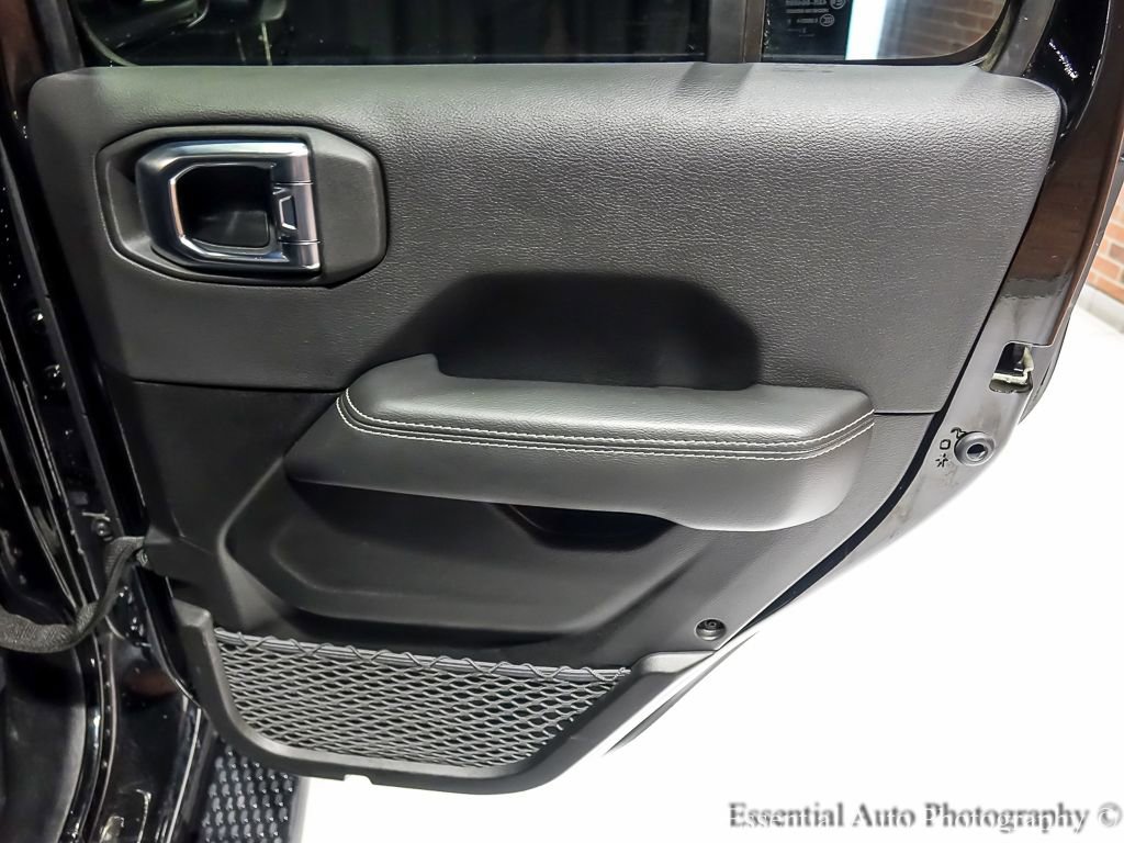 Used 2023 Jeep Wrangler Unlimited Sahara w/ Cold Weather Group image 27