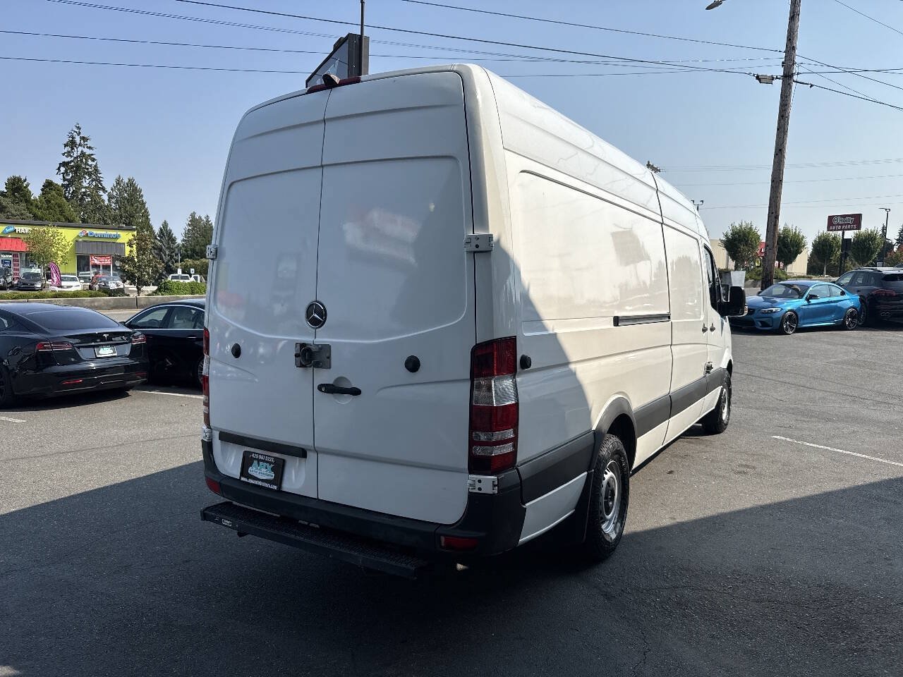Used 2014 Mercedes-Benz Sprinter 2500 image 7