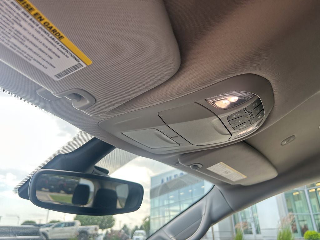 Used 2023 Chrysler Pacifica Touring-L FWD image 25