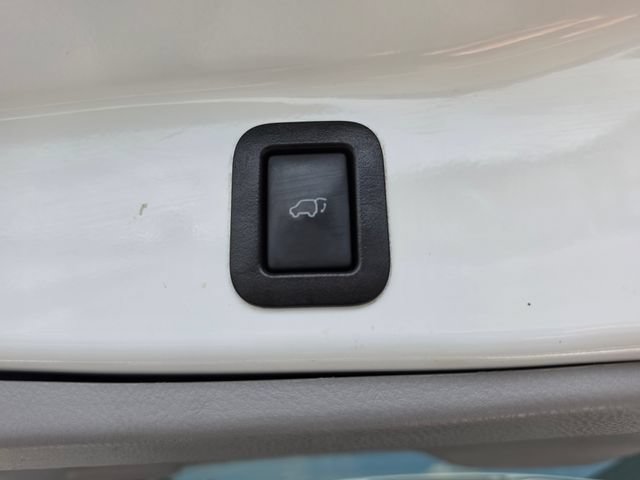 Used 2018 Toyota Highlander Limited AWD/4WD image 56