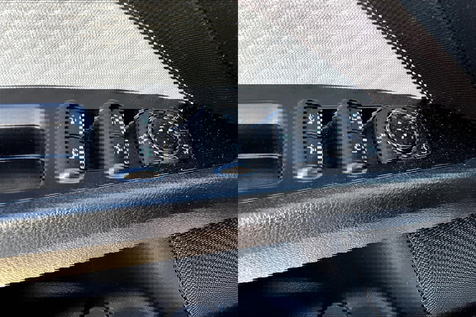 Used 2020 Ford Fusion SE w/ Equipment Group 151A image 34