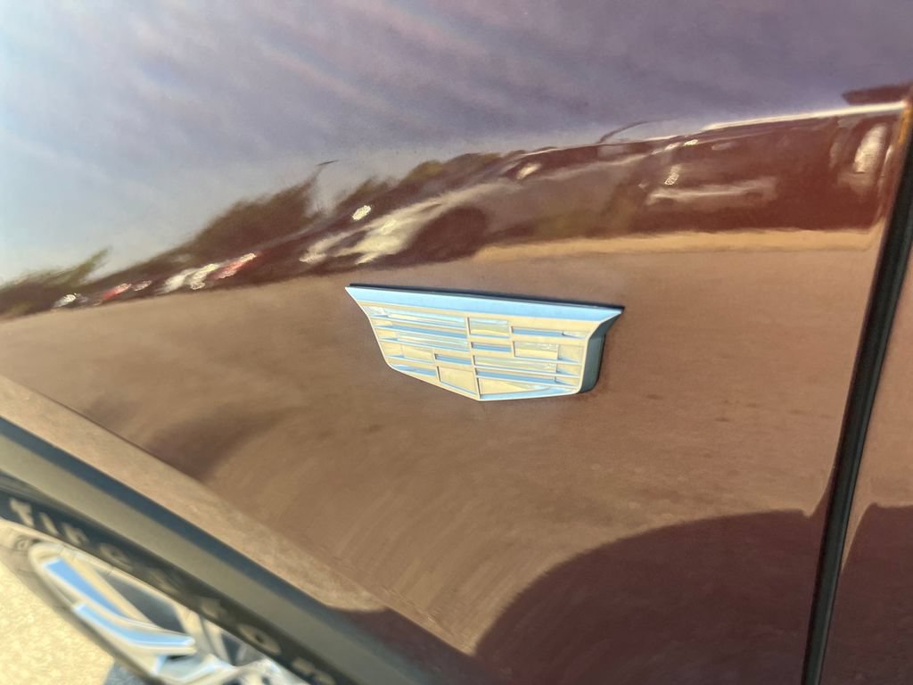 Used 2023 Cadillac XT4 Premium Luxury FWD image 31