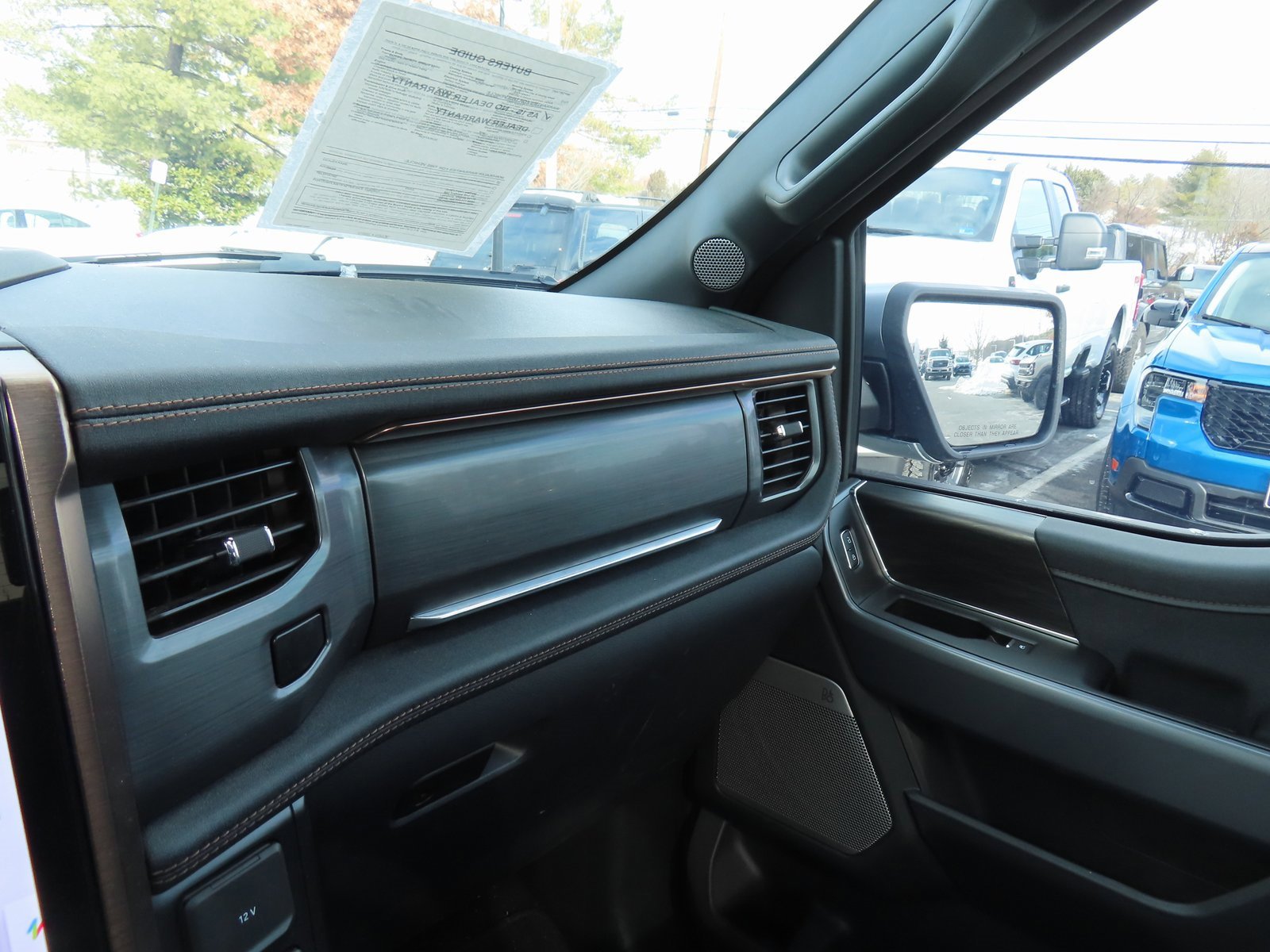 Used 2024 Ford F150 Lightning Lariat image 26