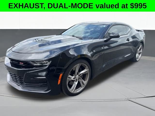Used 2019 Chevrolet Camaro SS RWD image 2