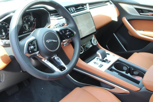 New 2026 Jaguar F-PACE R-Dynamic S image 11